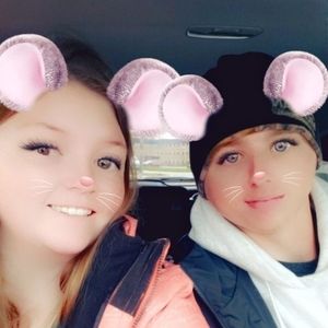 Meet your Posher, Elisha